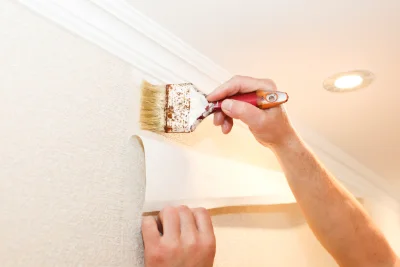 Pose de papier peint à Fresney-le-Vieux — revêtements muraux et toiles de verre
